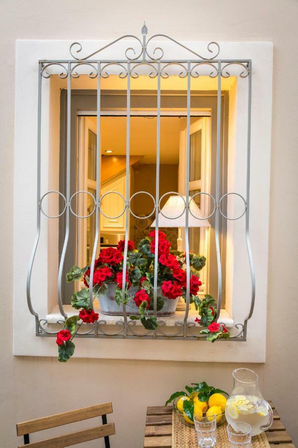 Lianelia Boutique Village House Argyrades Exterior foto